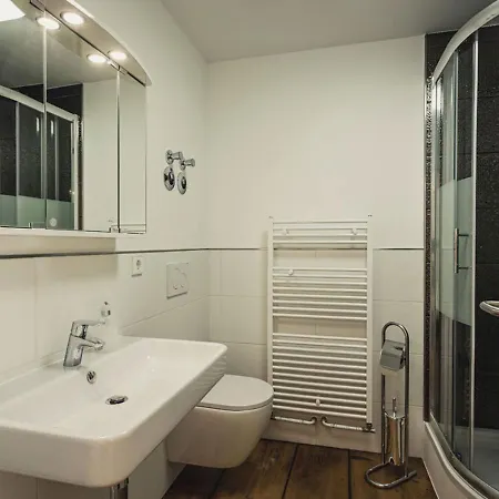 Und Boardinghouse Heimbach In 3*