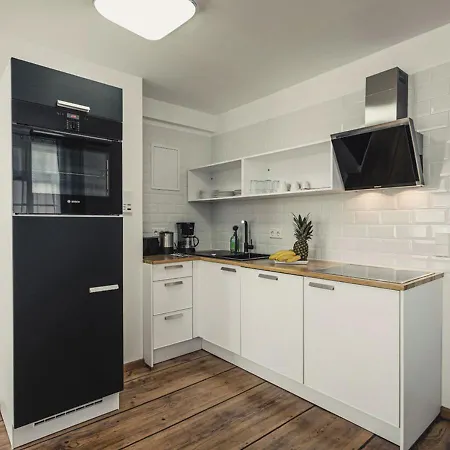 Und Boardinghouse Heimbach In Apartmanhotel Lahr