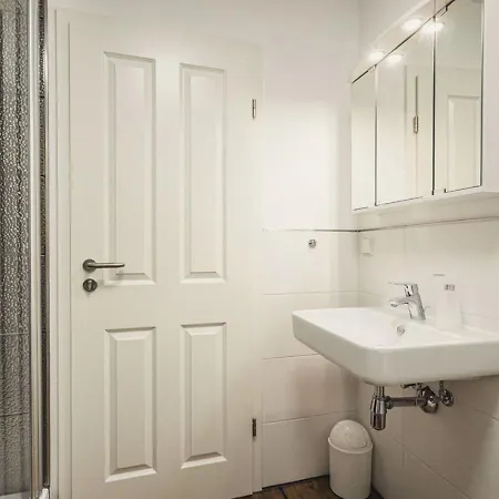 Aparthotel Und Boardinghouse Heimbach In 3*