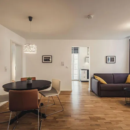 Und Boardinghouse Heimbach In 3* להר