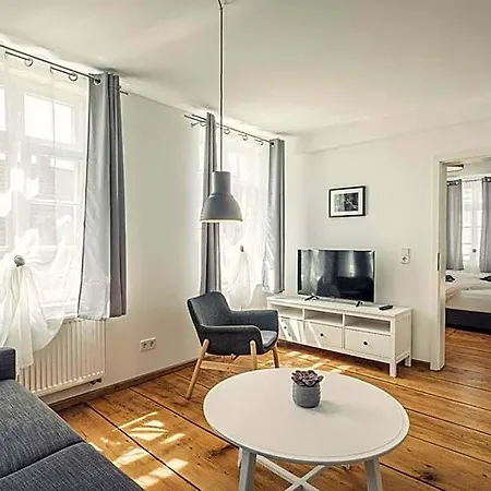 Und Boardinghouse Heimbach In 3* Лар