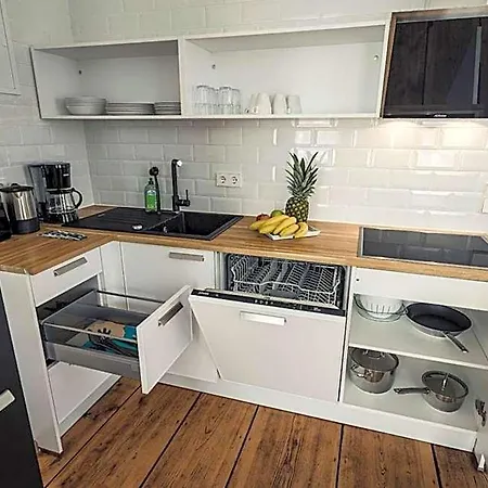 Und Boardinghouse Heimbach In 3* Лар