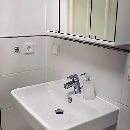 Und Boardinghouse Heimbach In 3* Lahr (Baden-Wurttemberg)